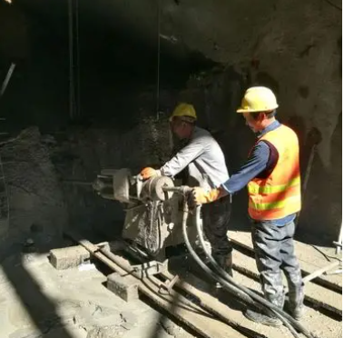 谢家集水下抗分散灌浆料特点 水下不分散注浆料介绍