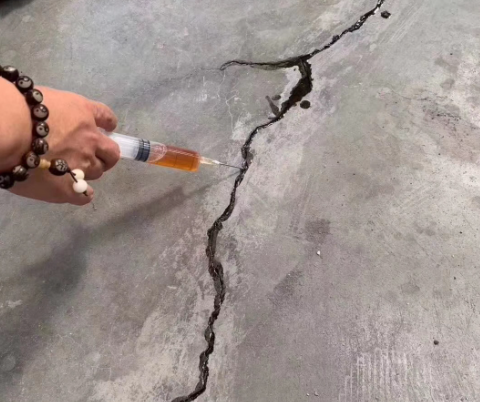 谢家集混凝土裂缝修补技术详解​
